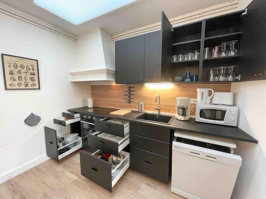 4 - Grande Maison - Parking - Jardin *