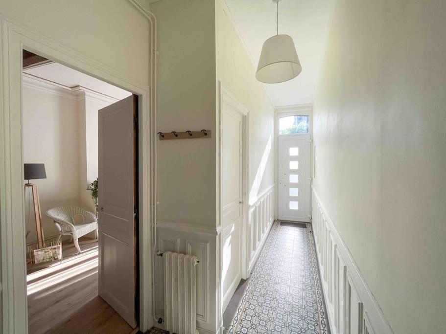 Holiday home 4 - Grande Maison - Parking - Jardin