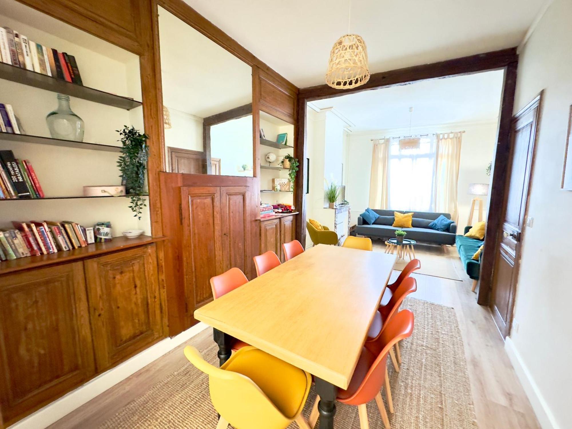 Holiday home 4 - Grande Maison - Parking - Jardin Amiens
